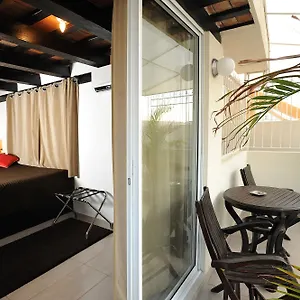 casa-naemie.comcaribbean.com/